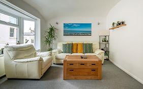 Brighton & Hove Beach - Group Or Family Fun